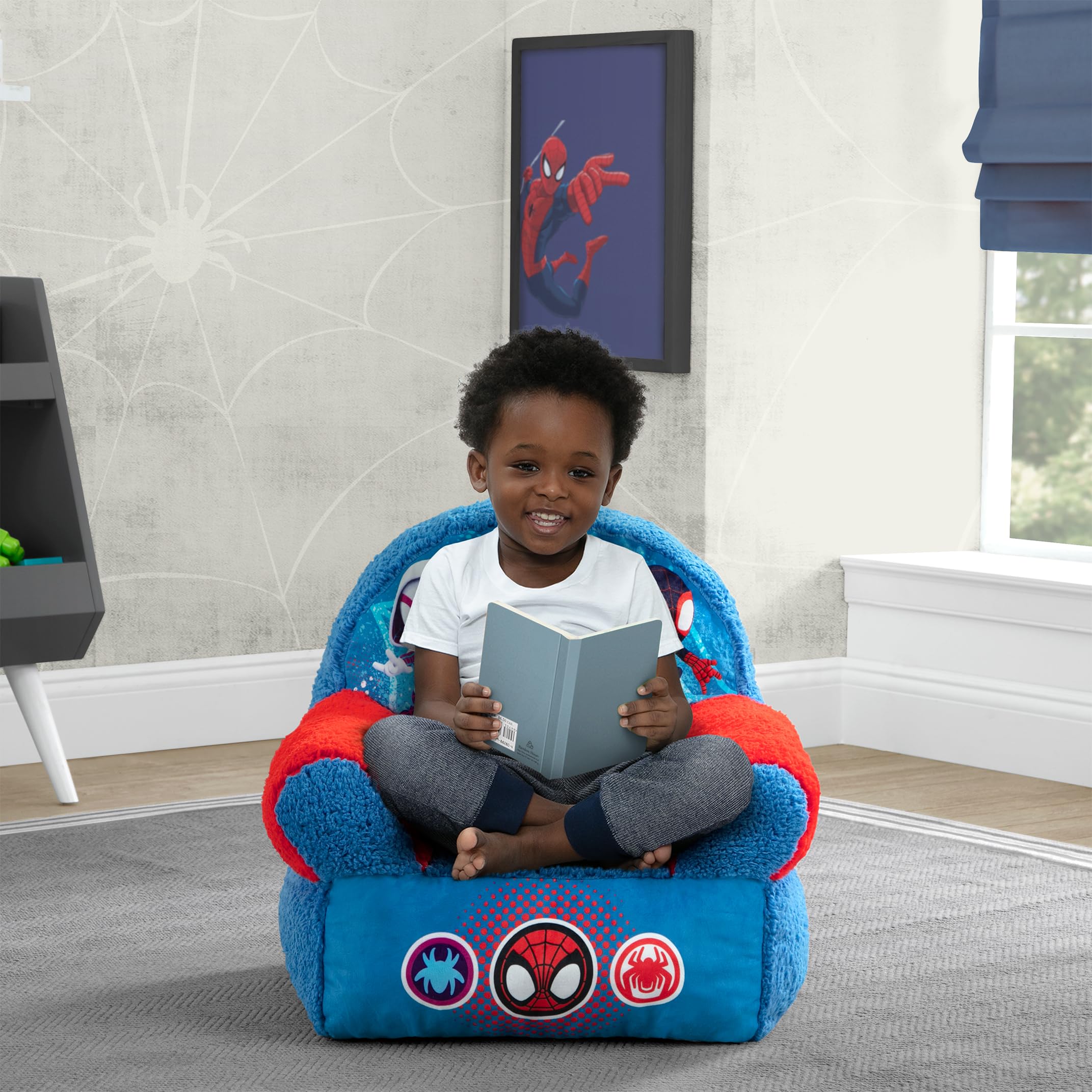 Close-up of Spidey graphics on Delta Children Cozee Buddy Chair