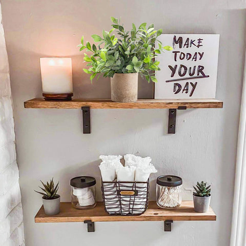 Der Rose compact artificial plants stay vibrant without water or sunlight.