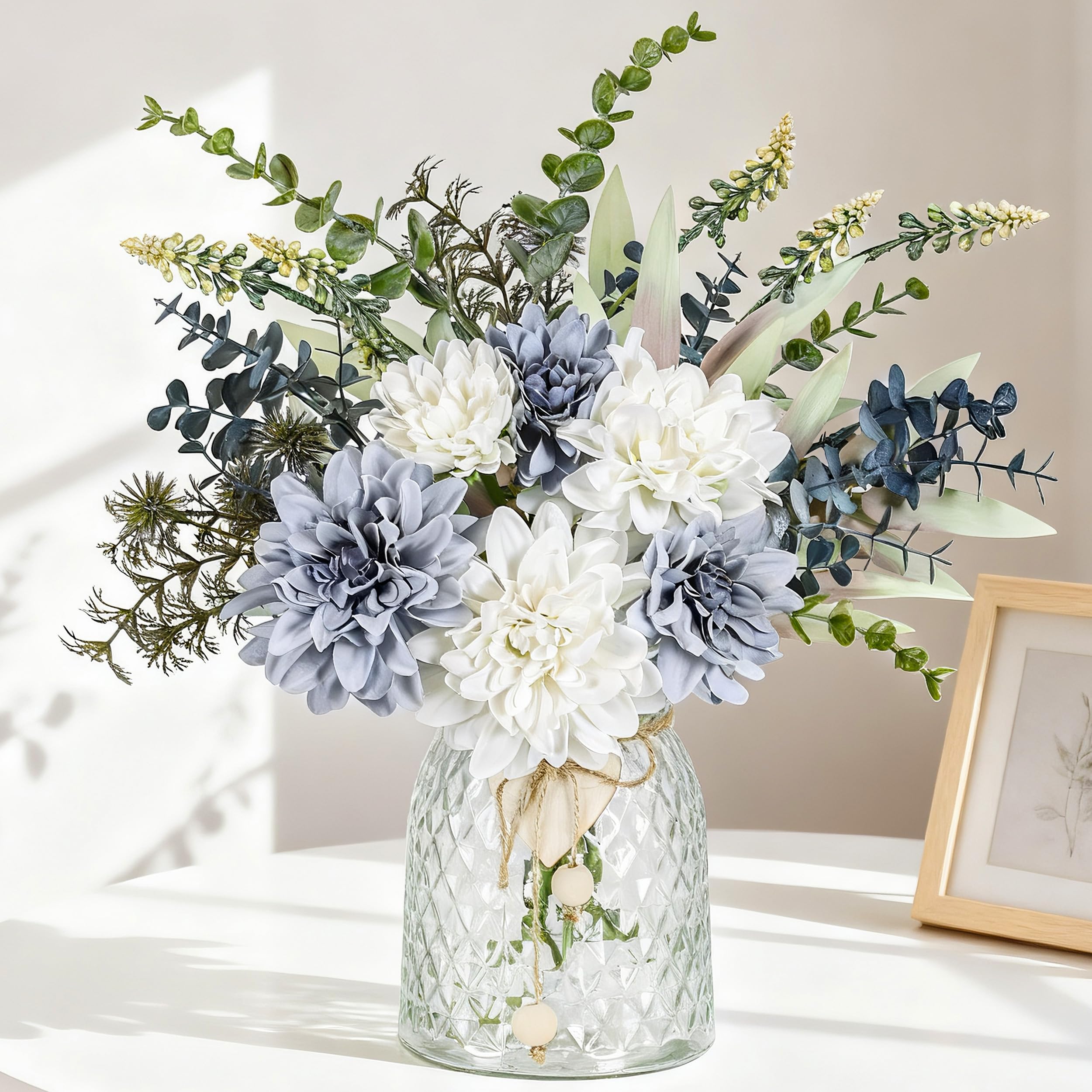 Der Rose navy blue silk dahlia arrangement in glass vase for an elegant dining centerpiece.