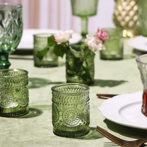 DEVI 6-pack keeps table styling cohesive for events.