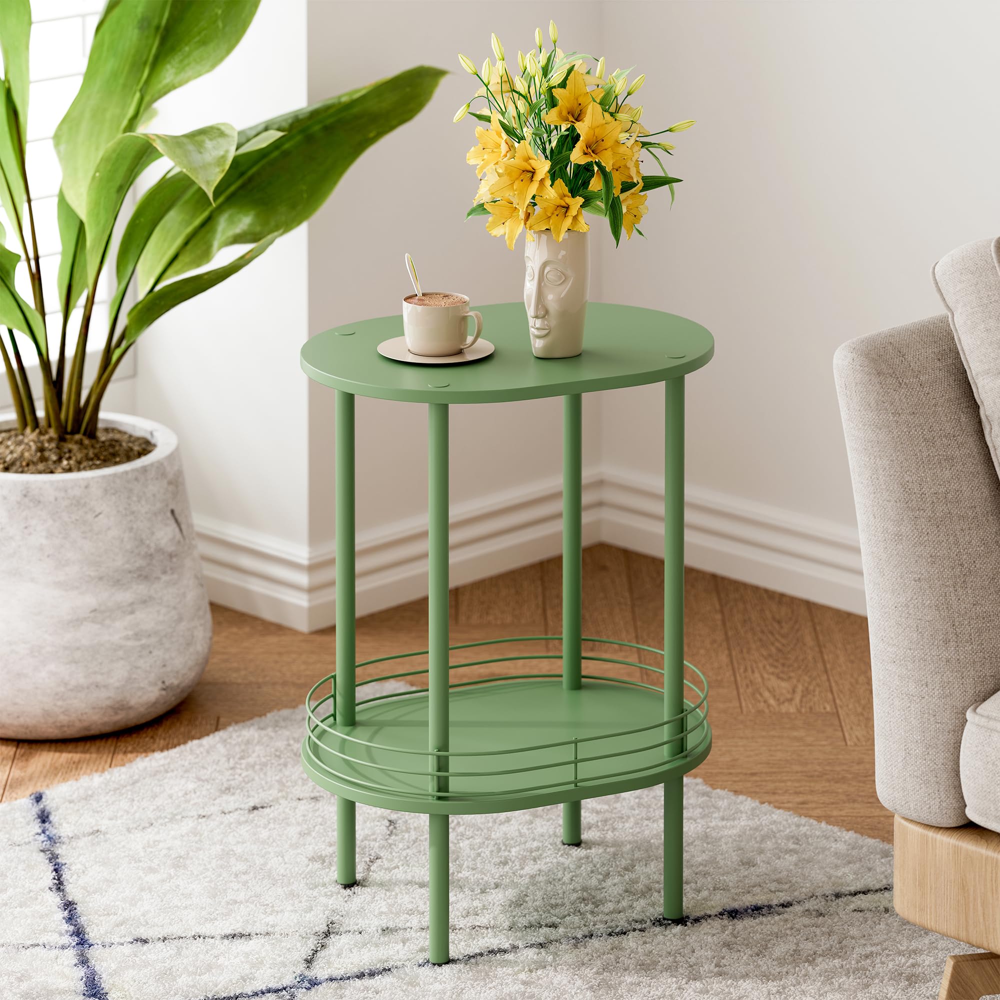 DGSANDGO two-tier storage design keeps essentials within reach.