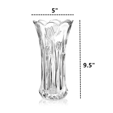 Dicunoy heavy-base crystal vase close-up highlighting sturdy construction for stable displays.