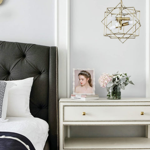 DIKAR easy-install back with screws ensures secure photo mounting.