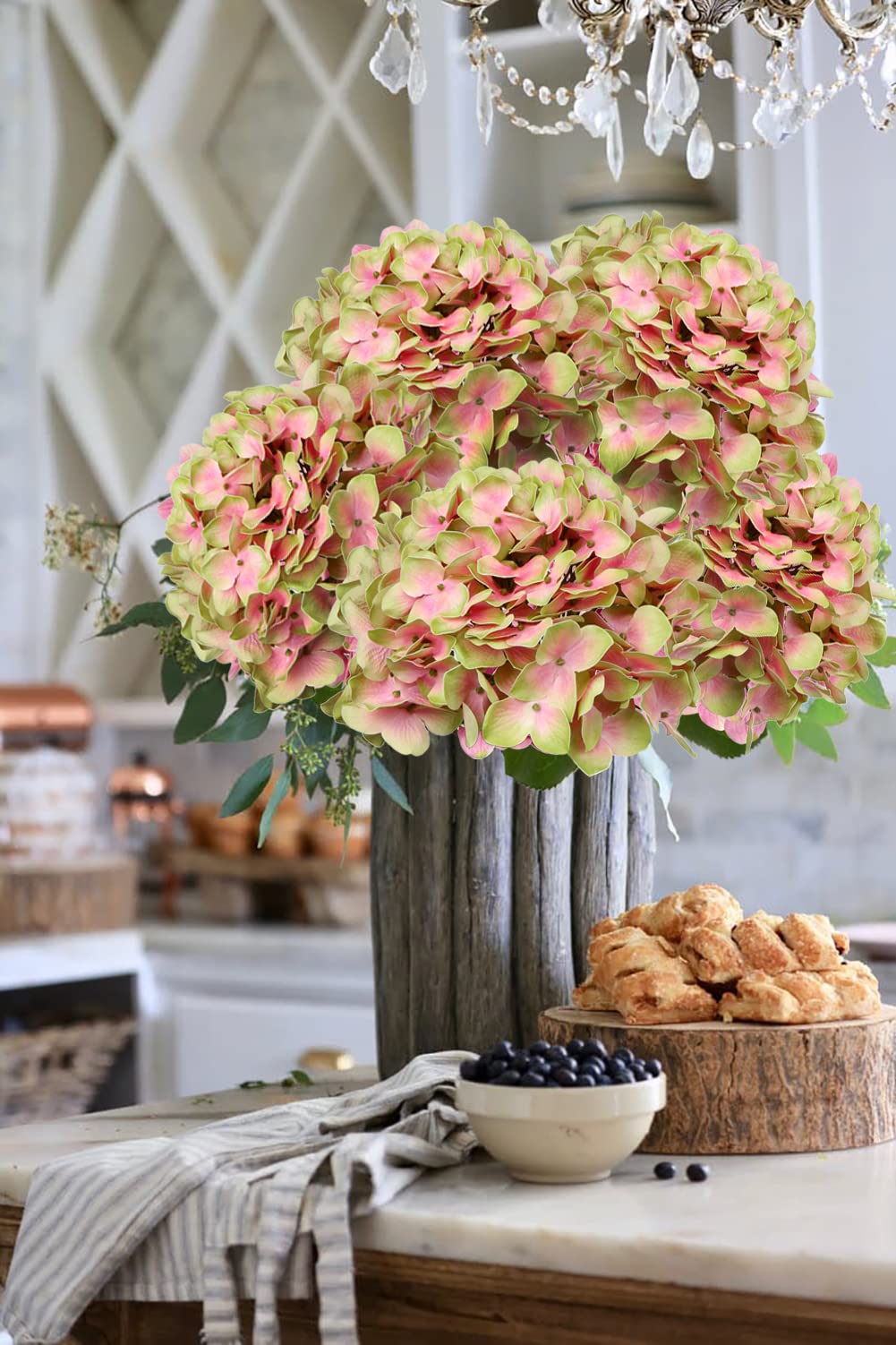 DILATATA silk hydrangea for wedding tables and room decor.