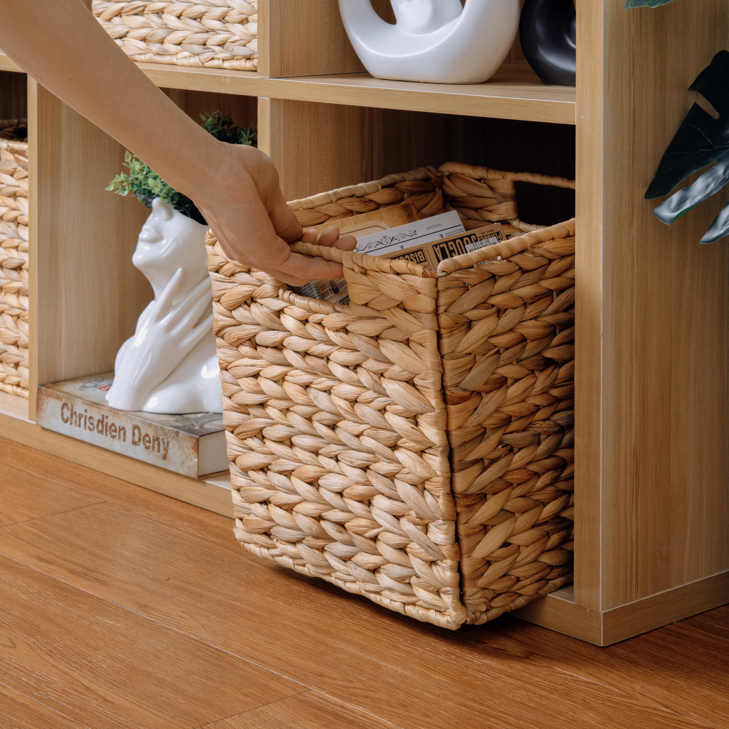 DINGTAI collapsible design basket saves space when not in use.