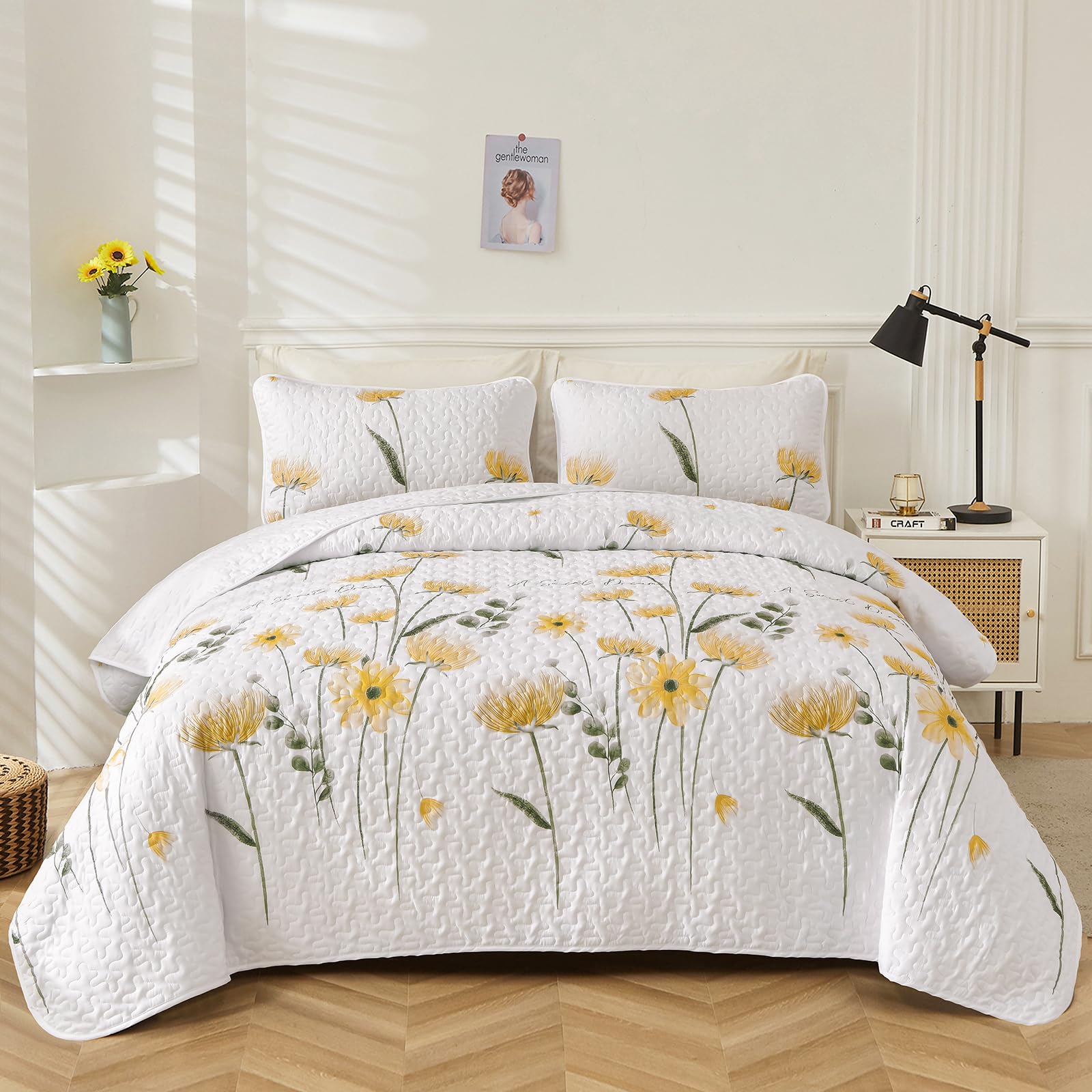Queen-size floral quilt set coordinates with various sheets and throws.