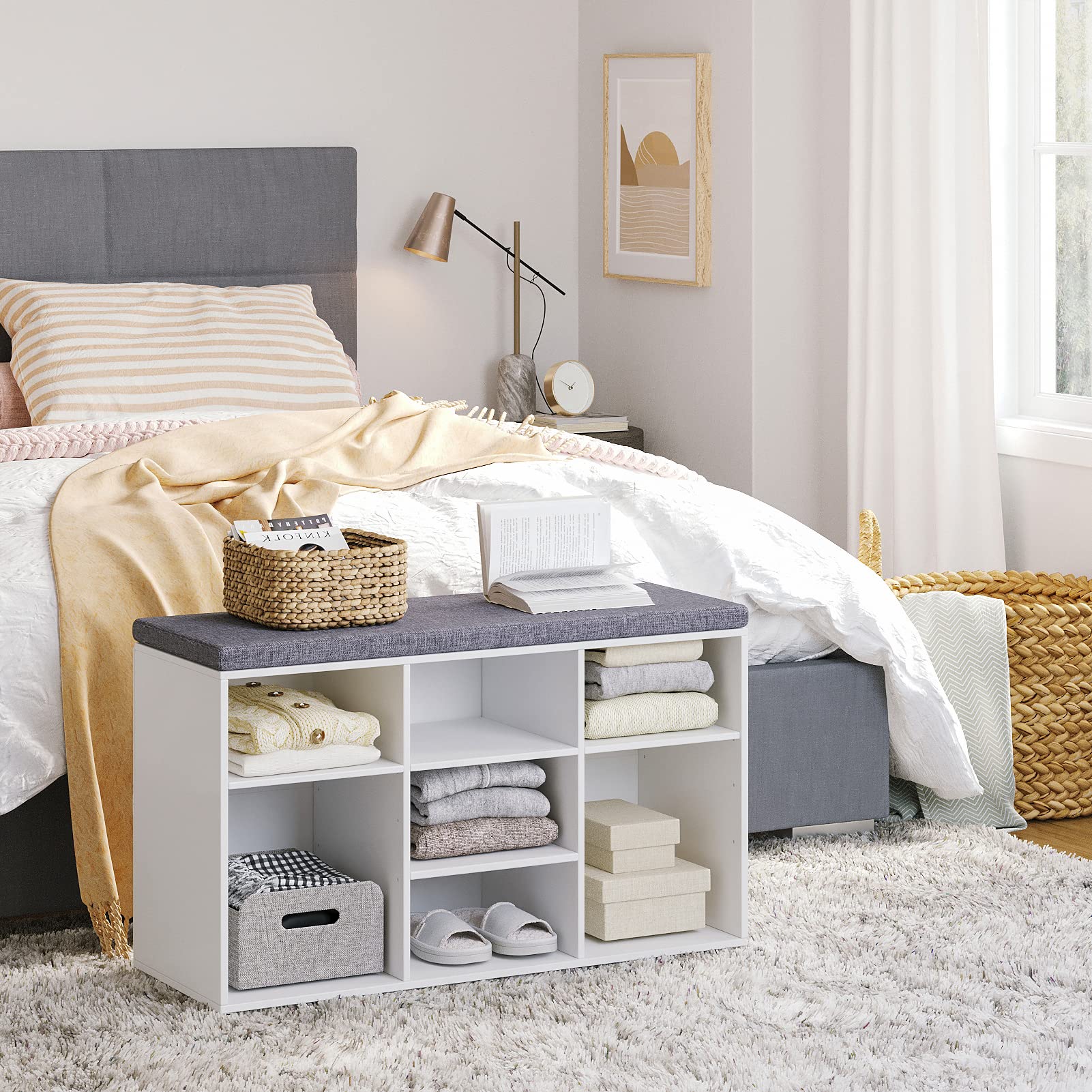 DINZI LVJ adjustable shelves adapt to boots or baskets for flexible organization