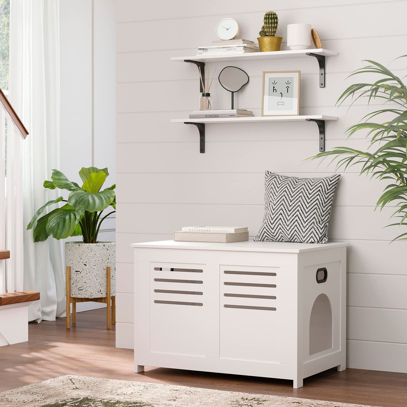 DINZI LVJ wall shelves in living room feature minimalist display