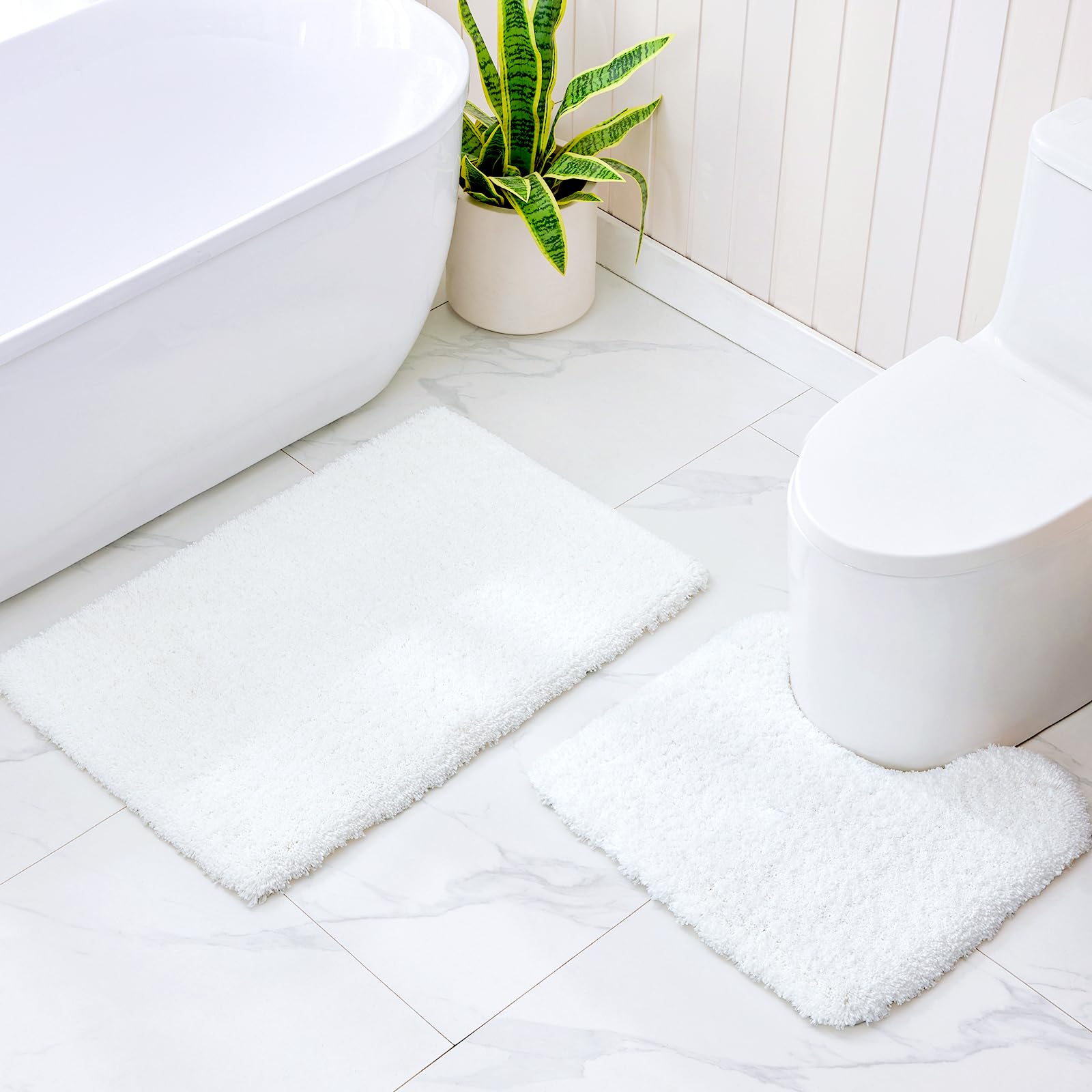 Disolla machine-washable bath mat offers easy refresh and quick drying.