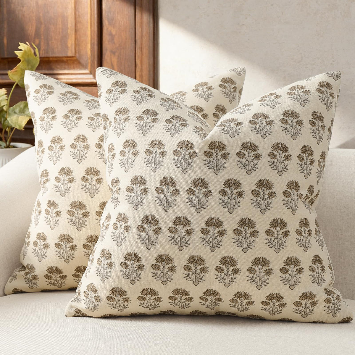 DKwizme Farmhouse Floral Pillow Cover front view—durable linen-cotton for cozy spaces.
