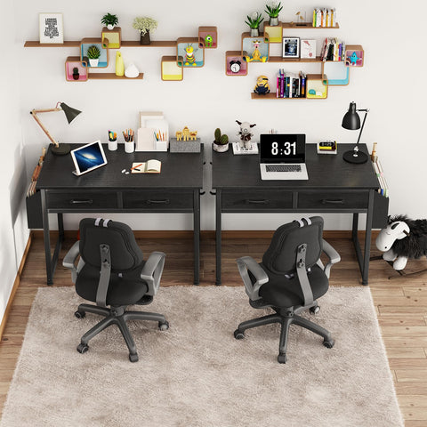 DLisiting desk features sturdy steel brackets for stable everyday use.