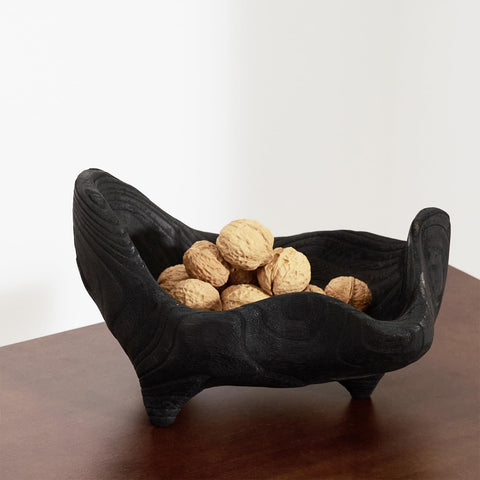 DN DECONATION oak wood black decorative bowl with feet, perfect as a chic entryway catch-all.