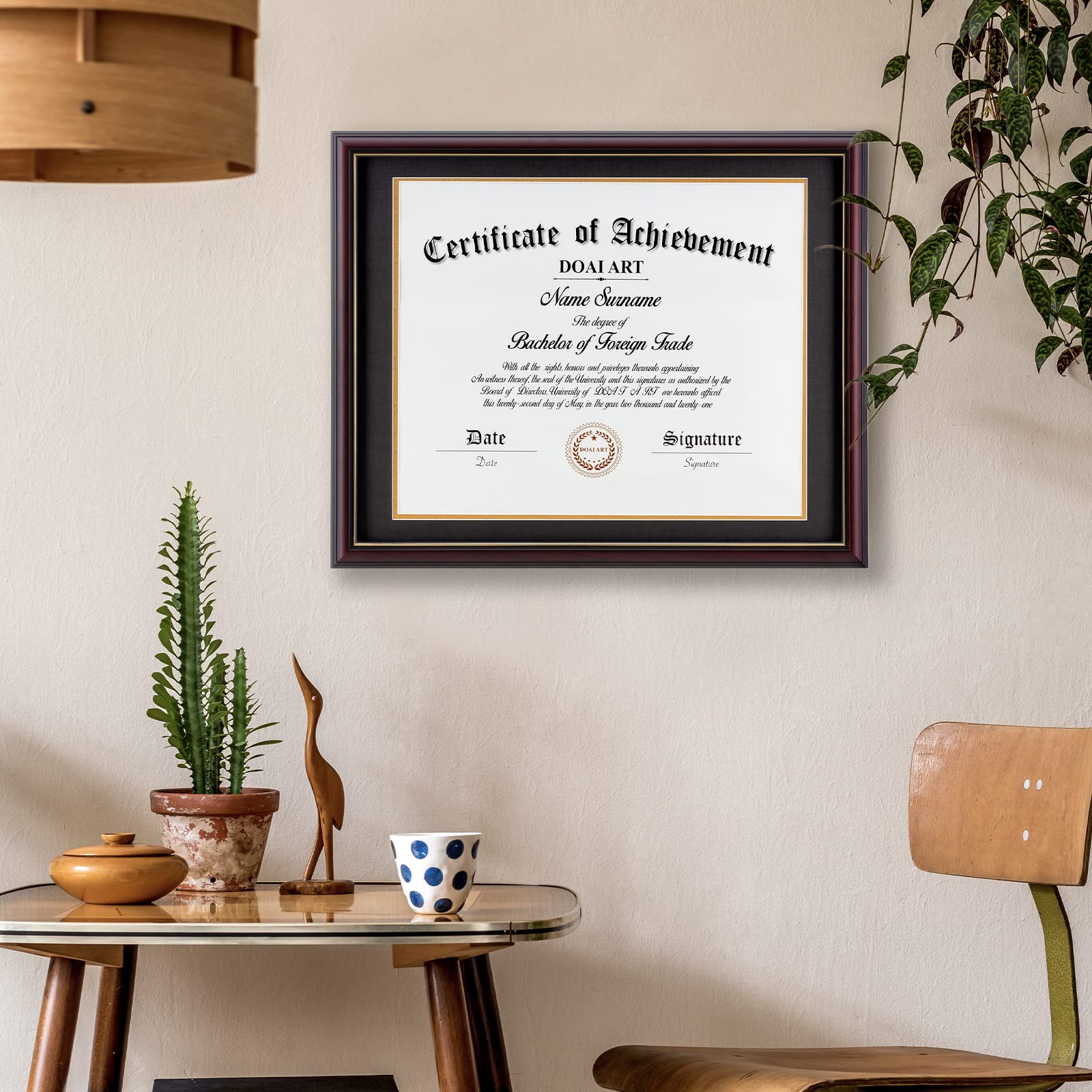 DOAI ART diploma frame plexiglass offers high-definition clarity and protection.