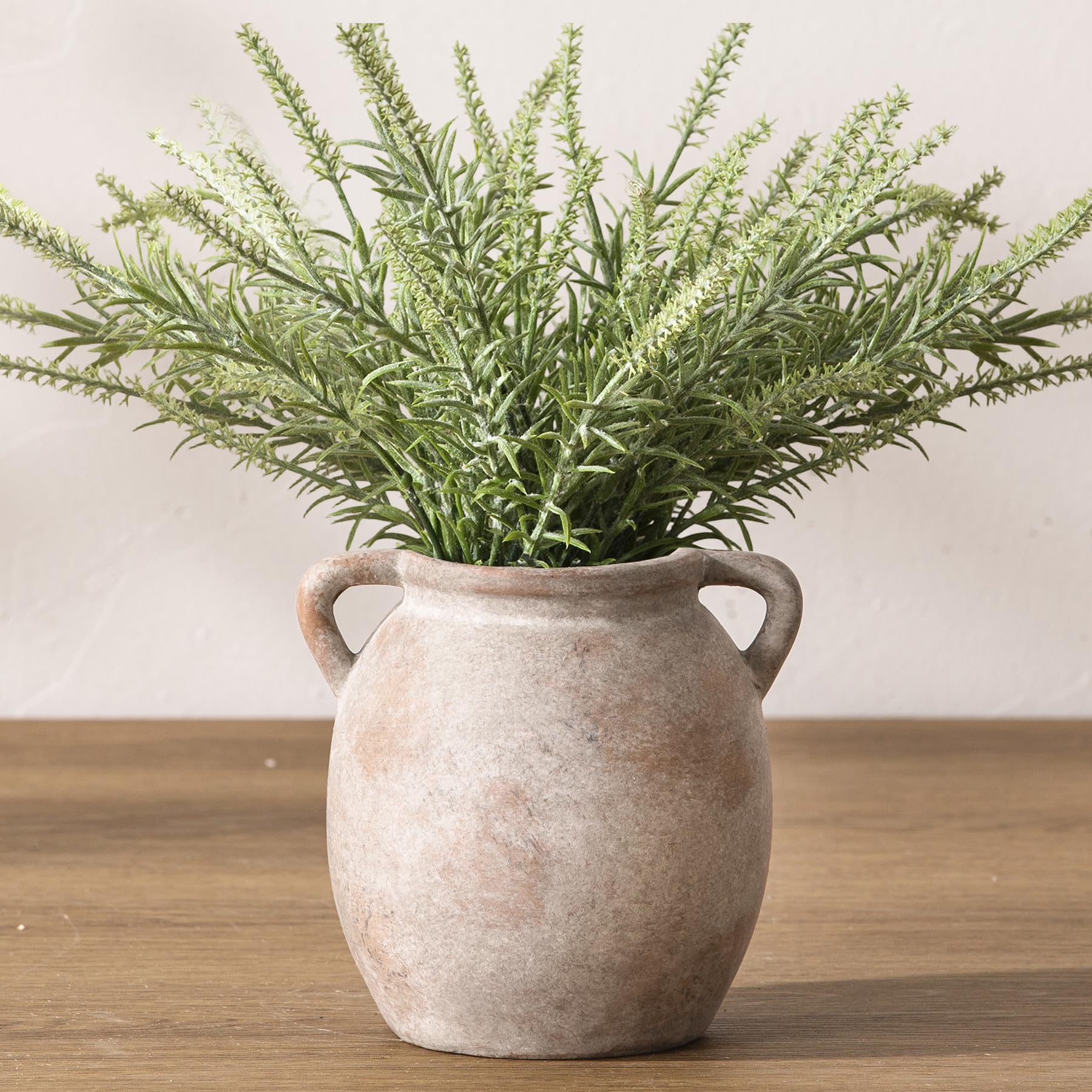 Dobbyby ceramic flower vase 6inch with hand-painted finish, ideal for fresh blooms.