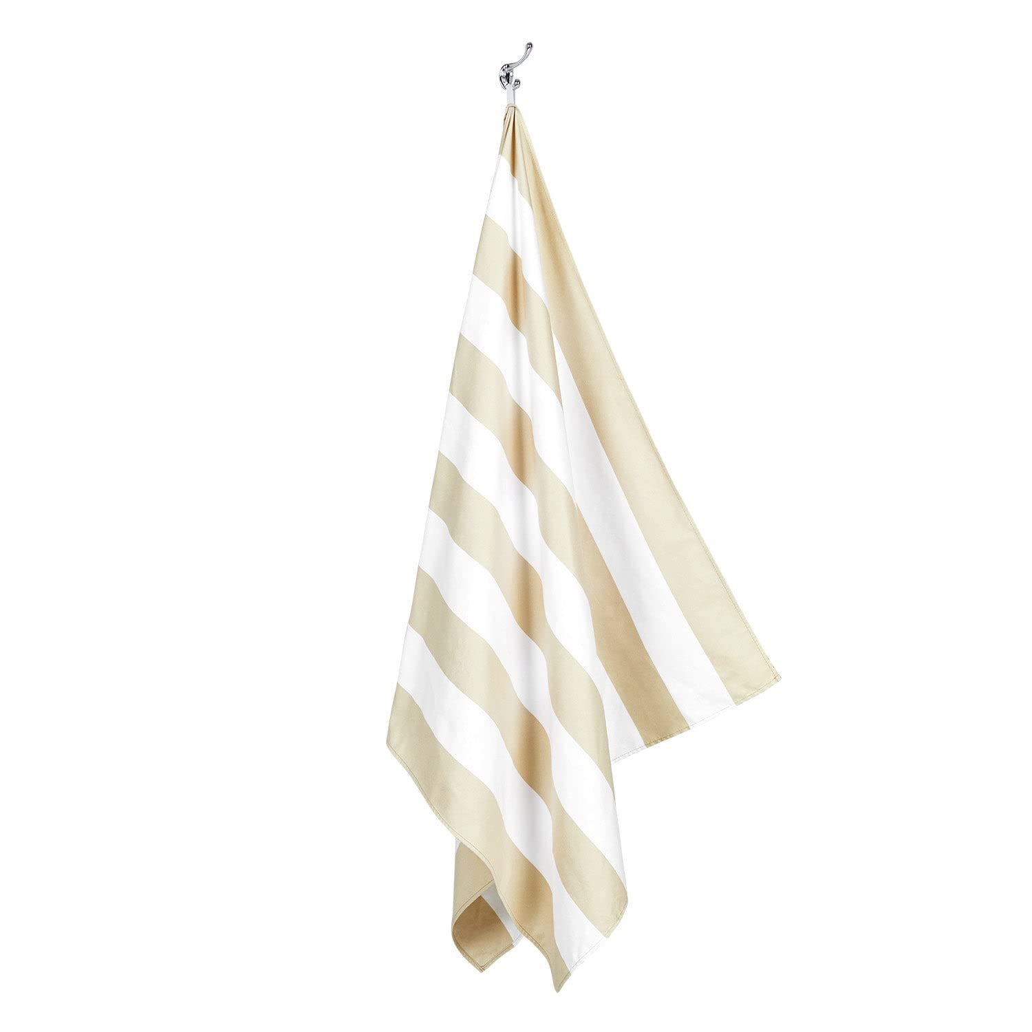 Dock & Bay towel includes a travel bag for easy packing.