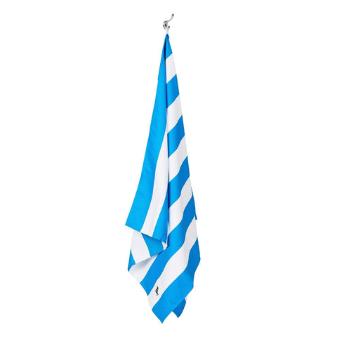 Dock & Bay eco-friendly towel made from recycled materials.