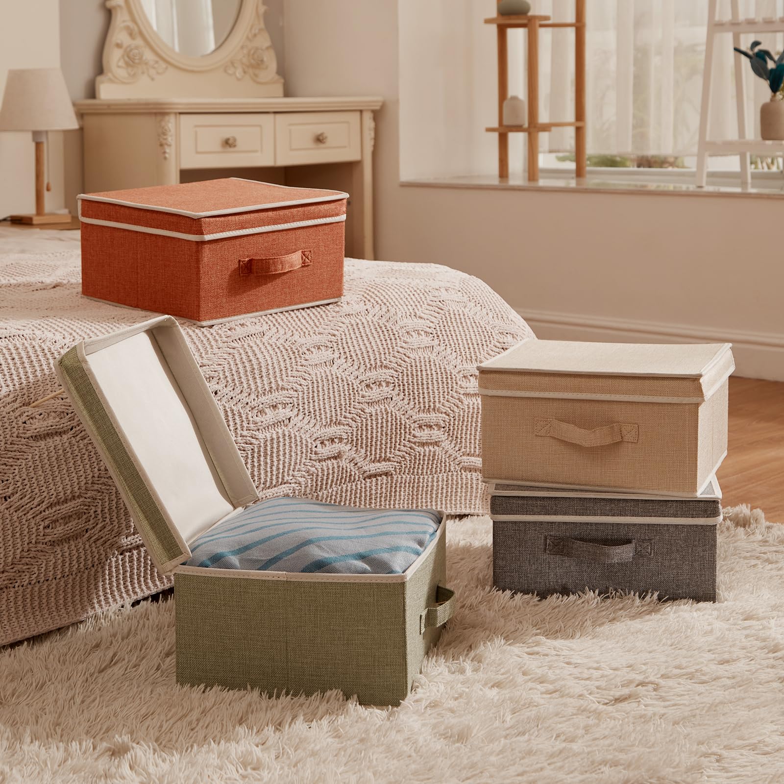 DOMEraax 4-color Set A adds bright, versatile storage options.