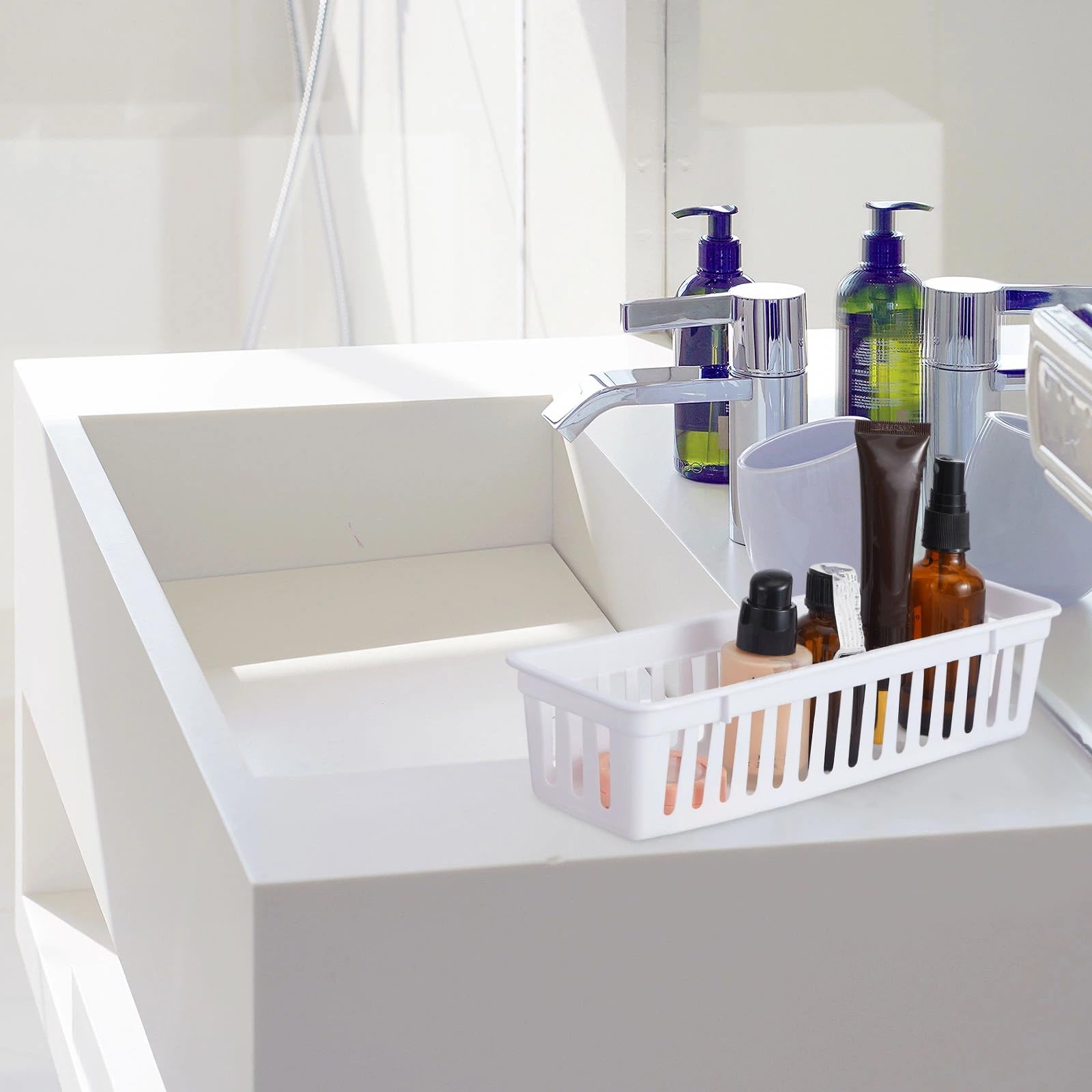 Domensi lightweight yet rugged PP baskets withstand daily storage tasks.