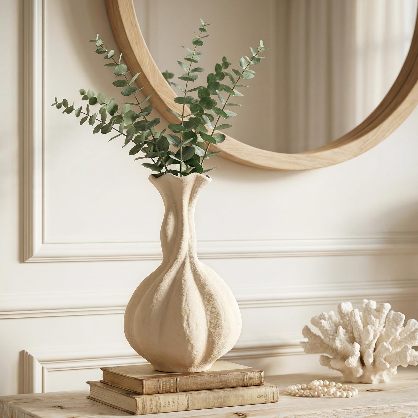 DOWAN high-quality ceramic vase that resists cracking for daily use.