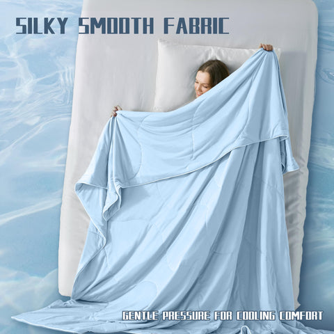 Downcool anti-static fabric close-up resists lint and pet hair.