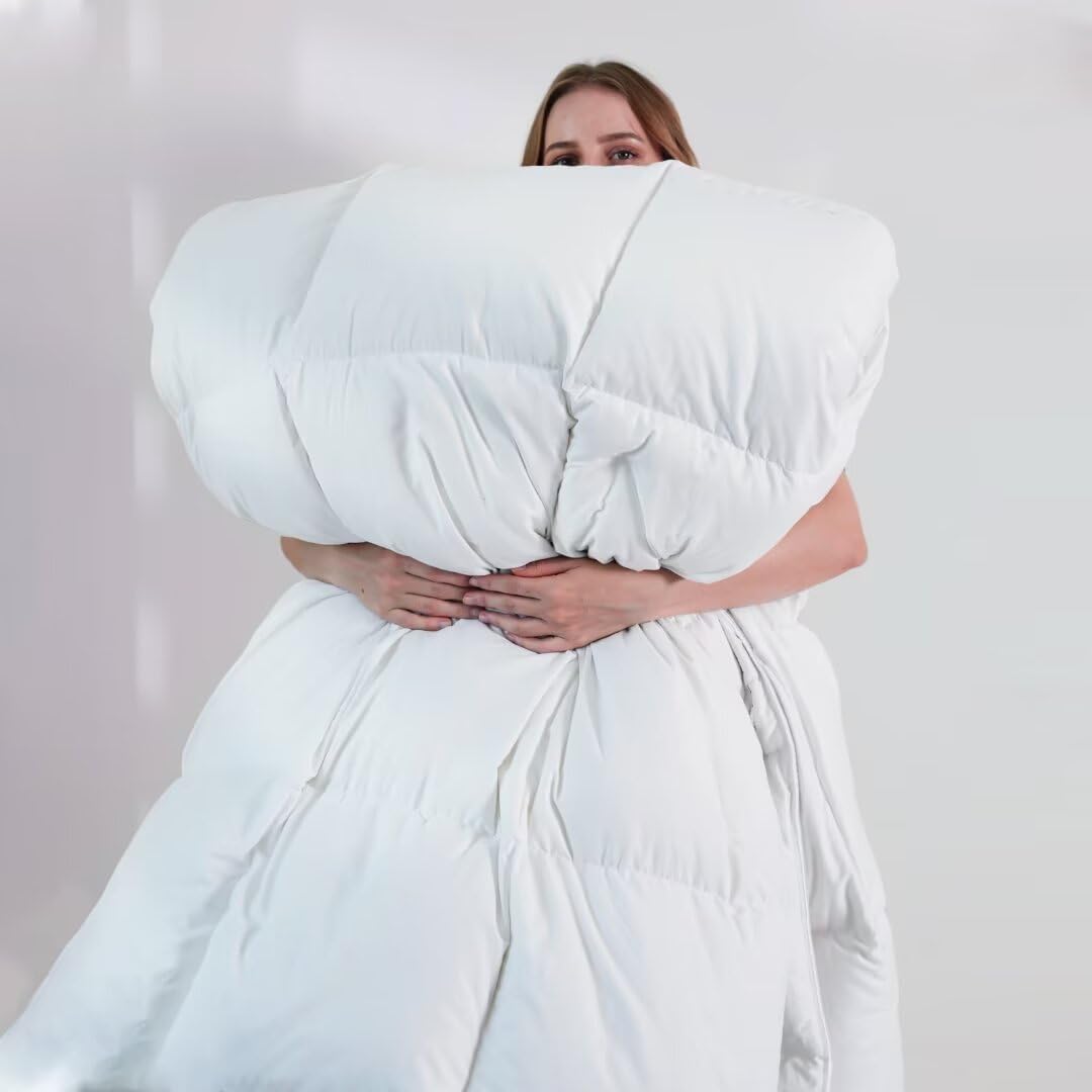 DOWNCOOL Comforters vacuum-packed for fresh arrival loft