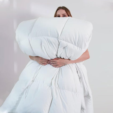 DOWNCOOL Comforters vacuum-packed for fresh arrival loft