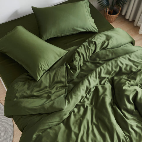 DOZ bamboo viscose sheet set flat lay showing breathable comfort and packaging in Forest King color