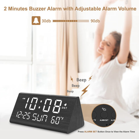 DreamSky alarm clock shows temperature and supports bright-to-dim viewing.