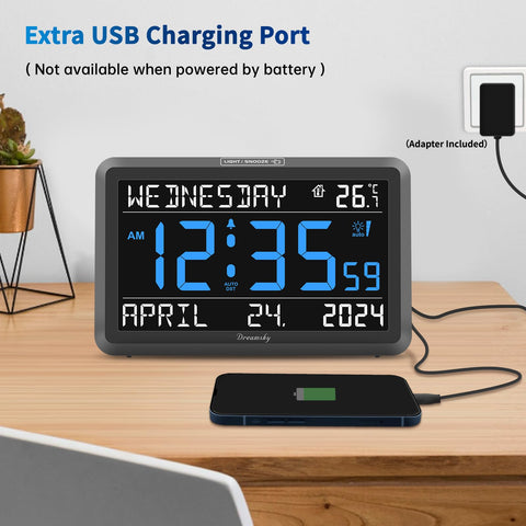 DreamSky clock with auto DST automatically updates the time for daylight saving.