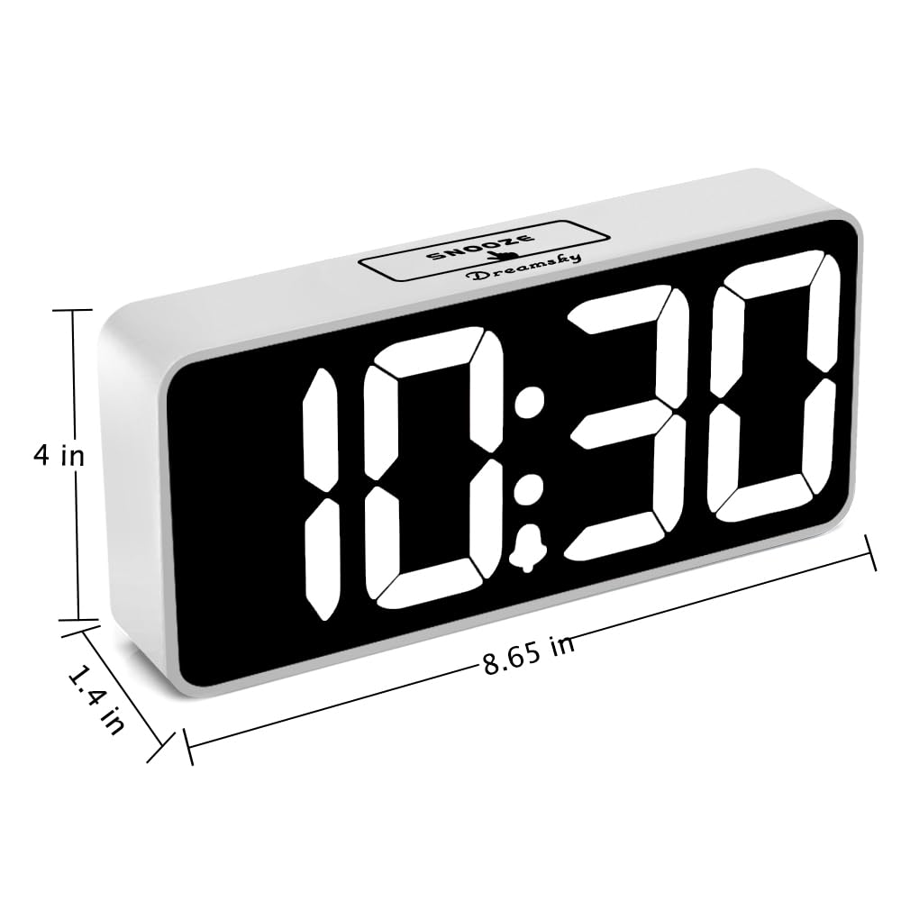 DreamSky large display aids seniors and visually impaired users.