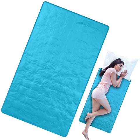 Drydiet cooling pad surface provides a refreshing, cool sleep surface.