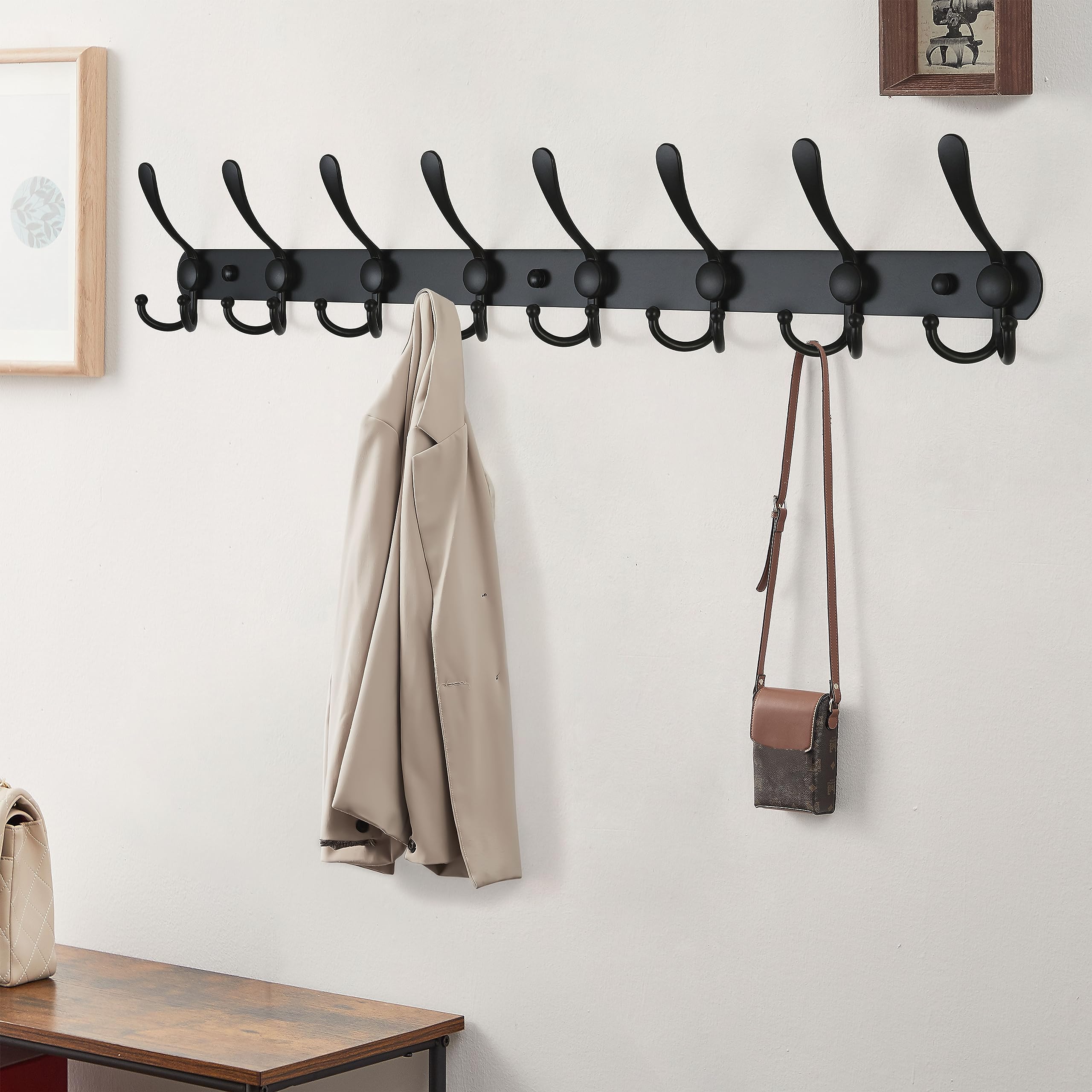 Dseap wall-mounted rack with eight hooks maximizes space.