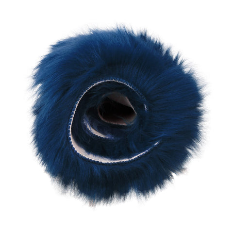 duduta Navy Blue Runner Rug on sofa adds plush surface and couch cover.