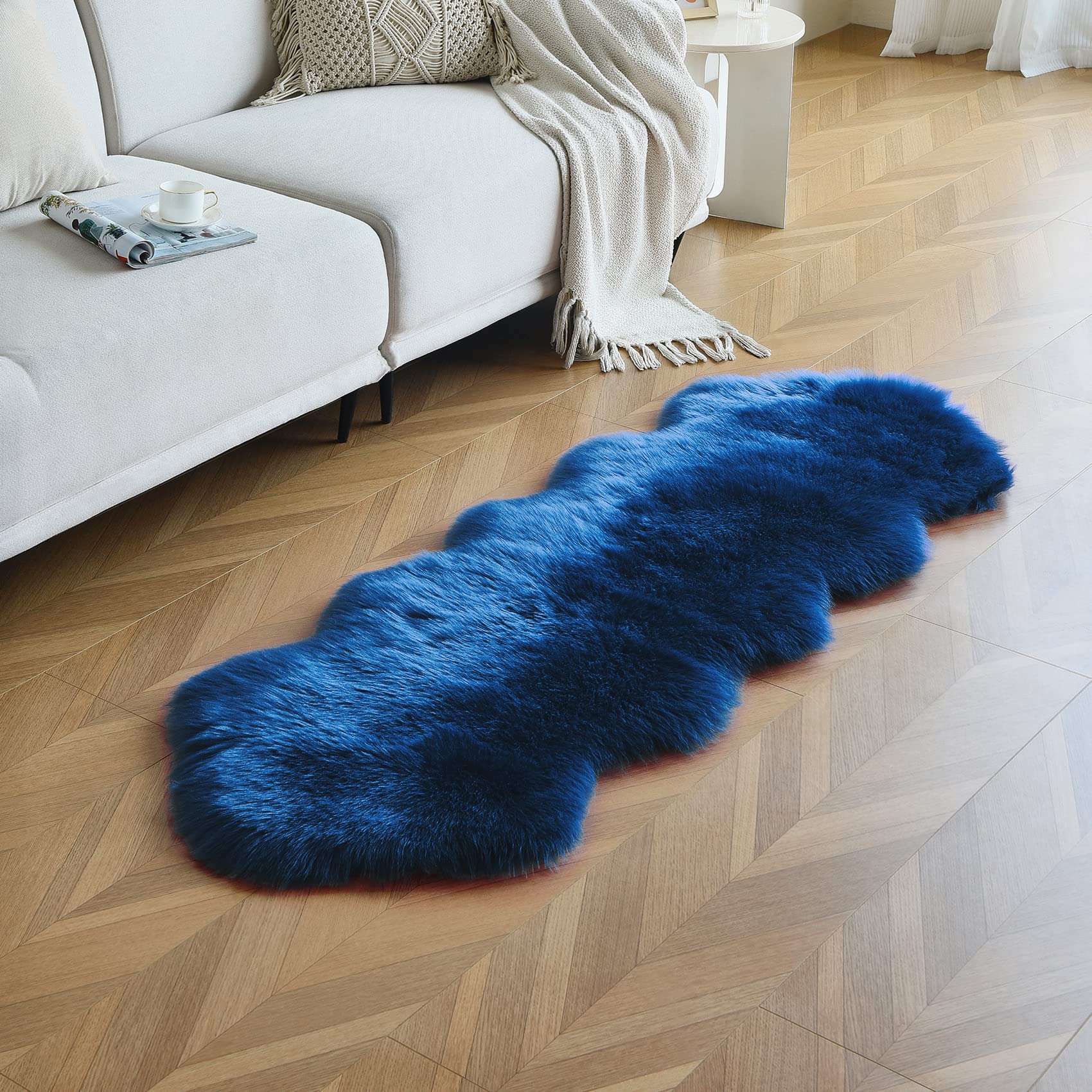 duduta Navy Blue Runner Rug is easy to clean and air-dries after washing.