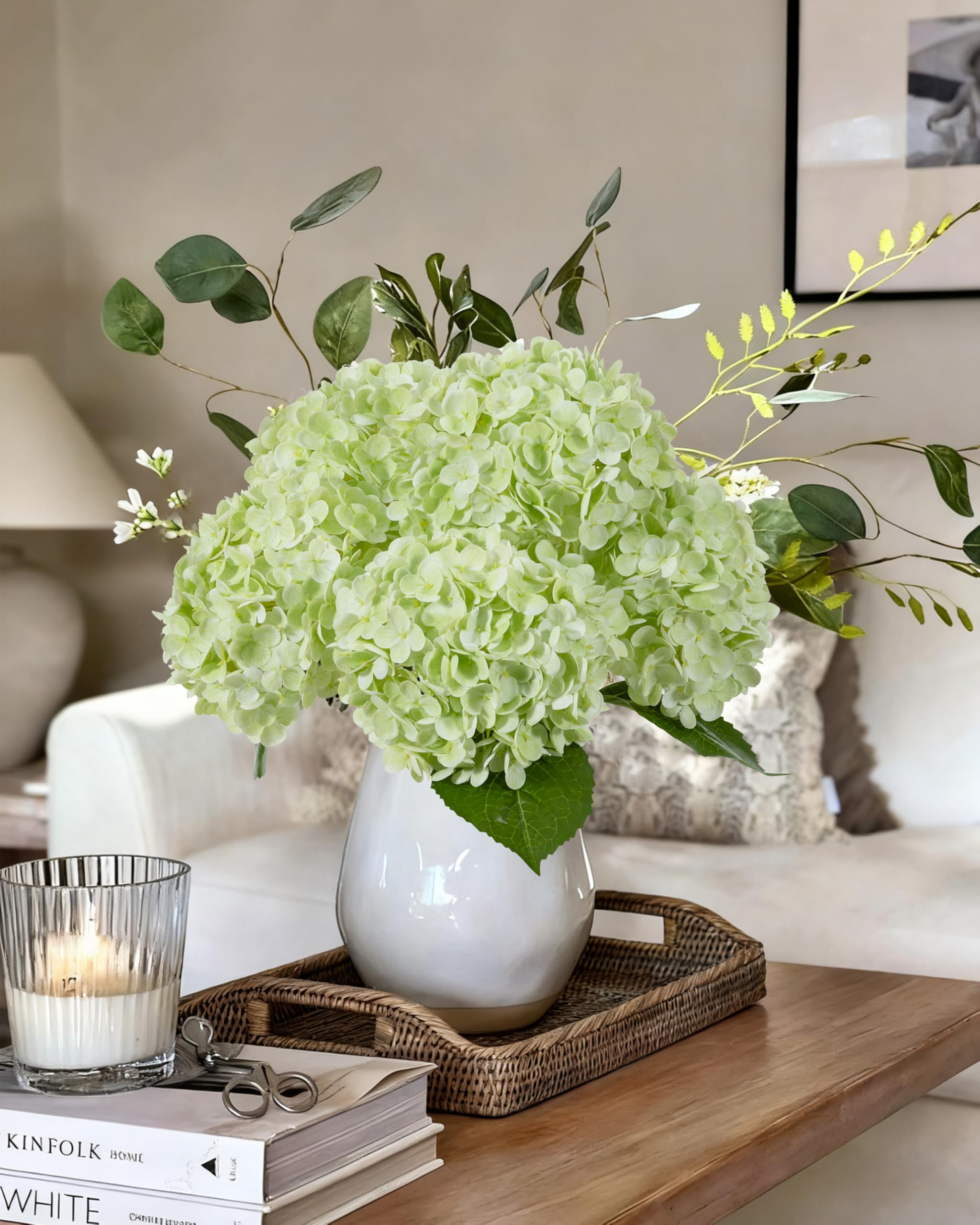 DuHouse hydrangea leaves and stems detail highlighting natural shading and flexibility.