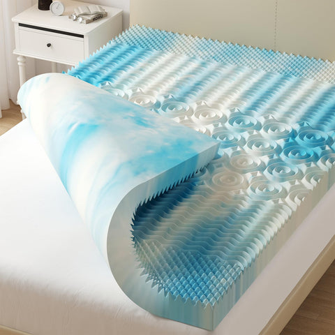 DUMOS 4-inch memory foam topper on king bed for enhanced pressure relief and cool sleep