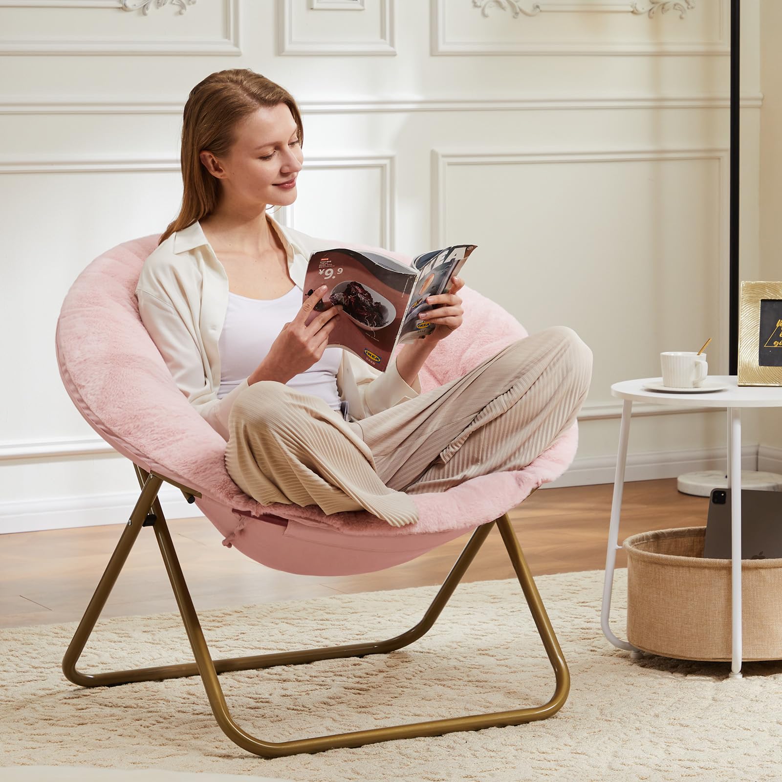 DUMOS Comfy Saucer Chair folded-flat for easy storage