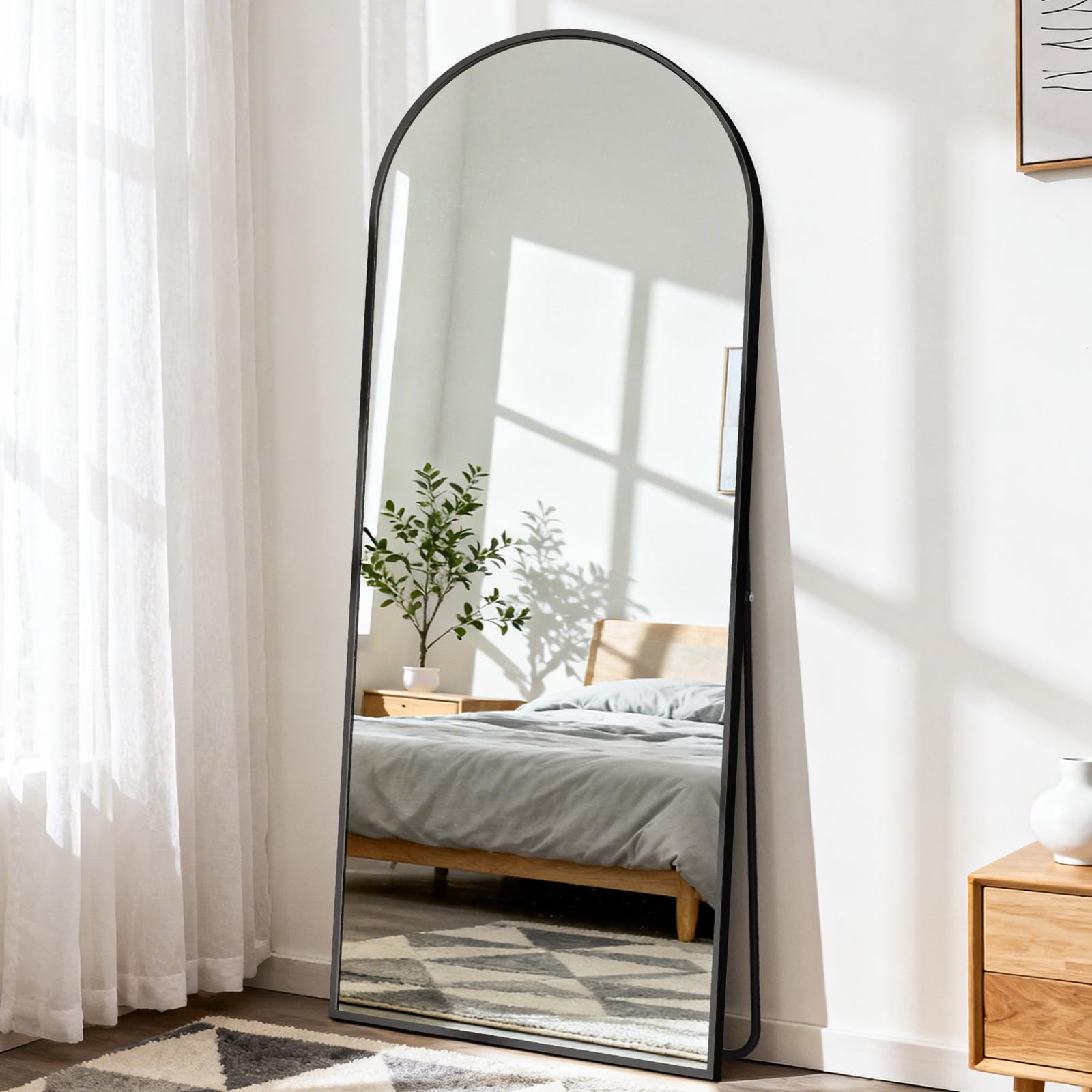 DUMOS mirror includes screws kit for secure mounting and stability.