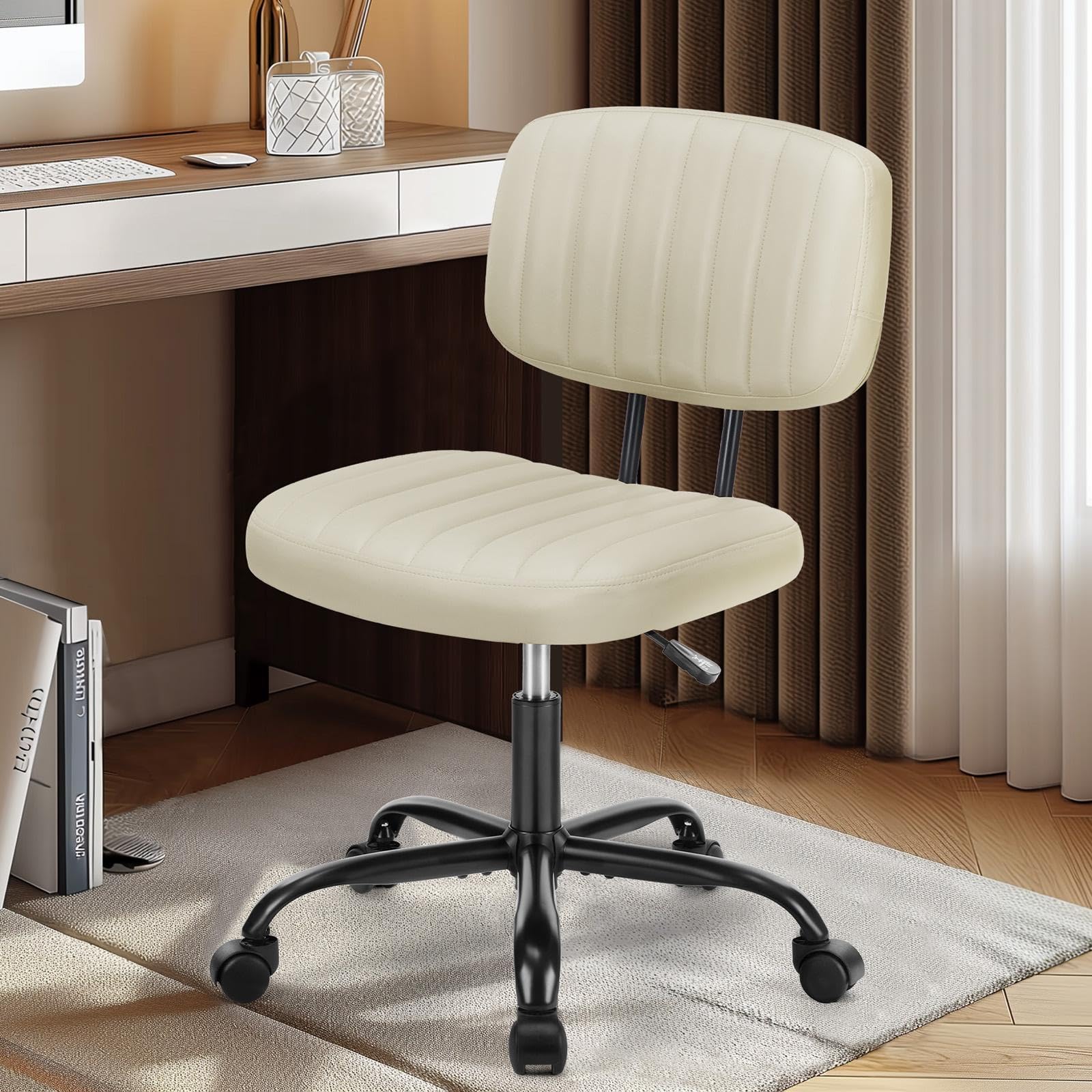 DUMOS seat cushion for desk tasks enhances all-day comfort.