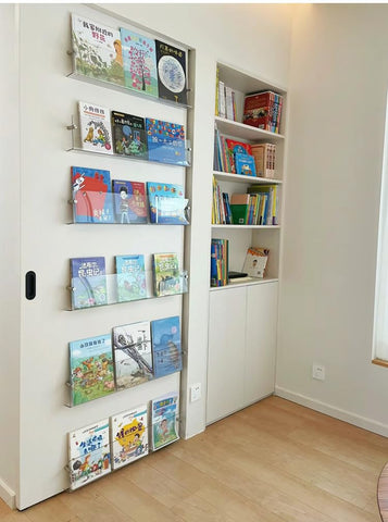 DuvinDD 60x15x5 cm shelf offers deep display for various media.