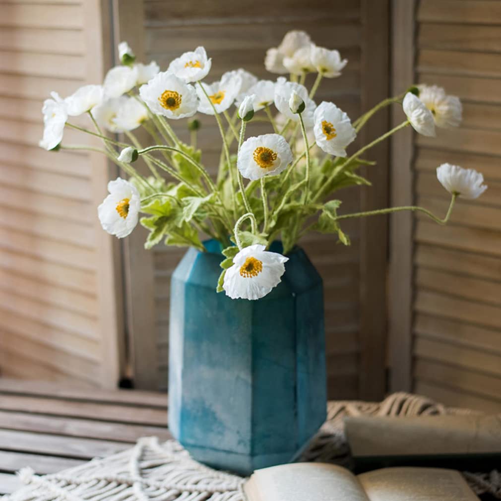 DUYONE artificial poppies 6 stems white bouquet shown as an elegant wedding centerpiece
