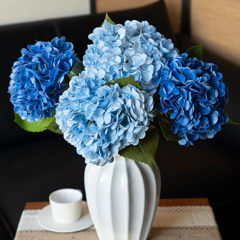 DUYONE hydrangea bouquet blue blooms elevate festive decor.