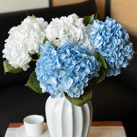 DUYONE hydrangea bouquet water-drop effect enhances outdoor setups.