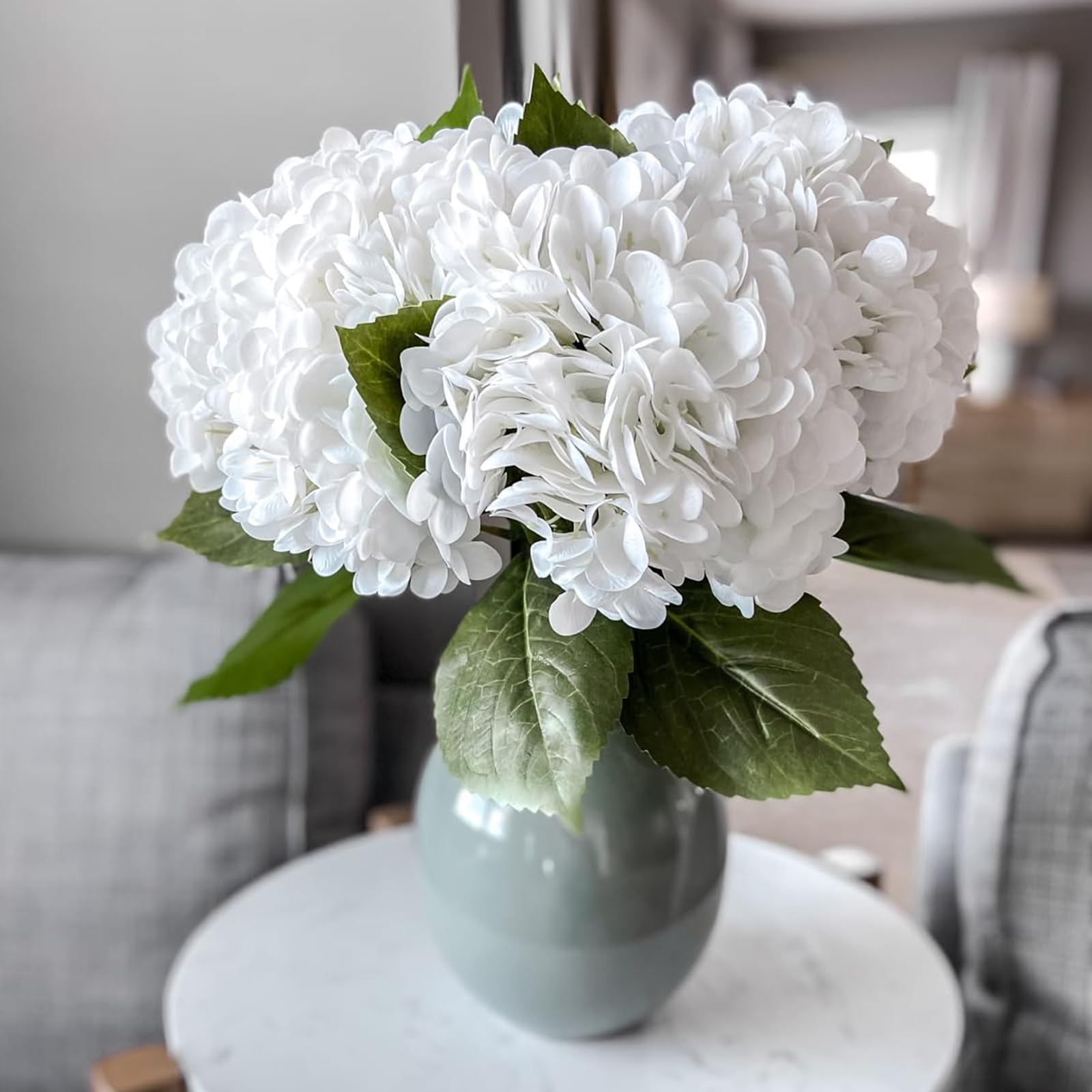 DUYONE hydrangea 22inch stem flexibility enables easy vase styling