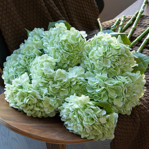 DUYONE hydrangea bouquet water droplets effect on petals