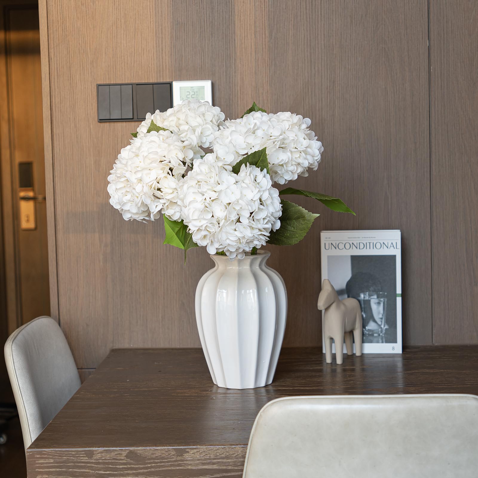 DUYONE hydrangeas bouquet outdoor-ready aesthetic for backyard events