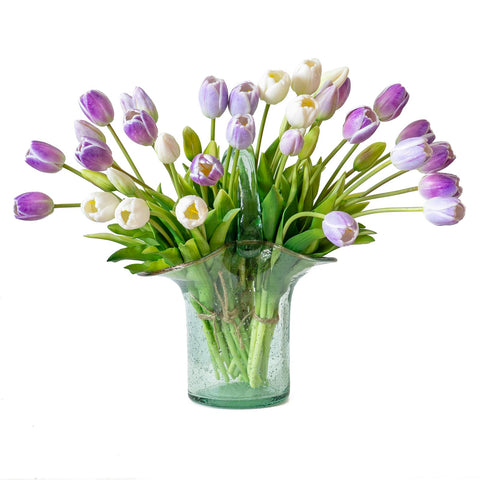 DUYONE package includes three bunches ready for display