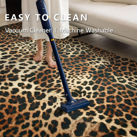 DweIke leopard rug is pets-friendly and easy to clean after messes.
