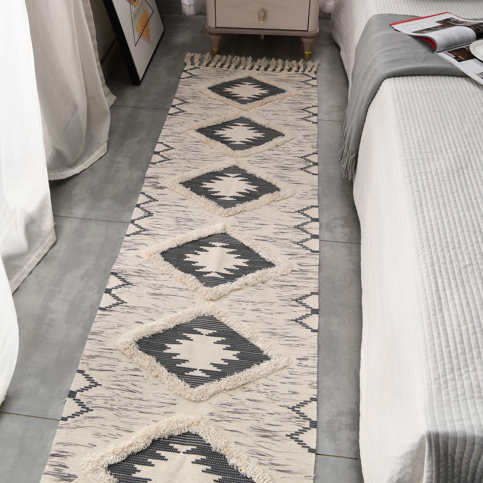 DXGJOKR Boho Runner Rug 2x6 gray geometric pattern enhances hallway decor.
