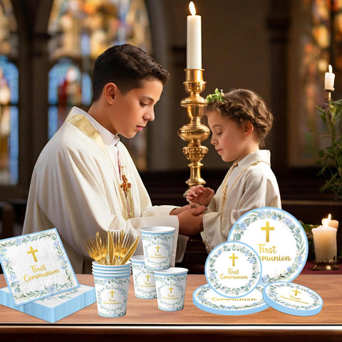 Dydamud blue First Communion napkins for cohesive decor and quick cleanup